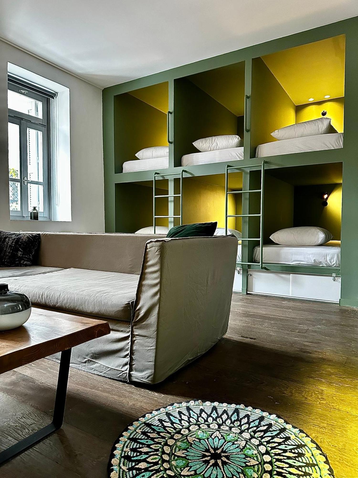 Hostel Pink Mango Atény Exteriér fotografie